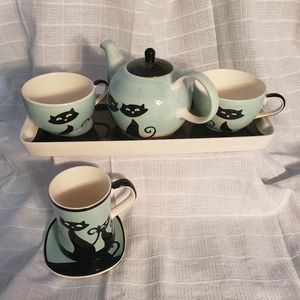 HUES N BREWS black cat tea set